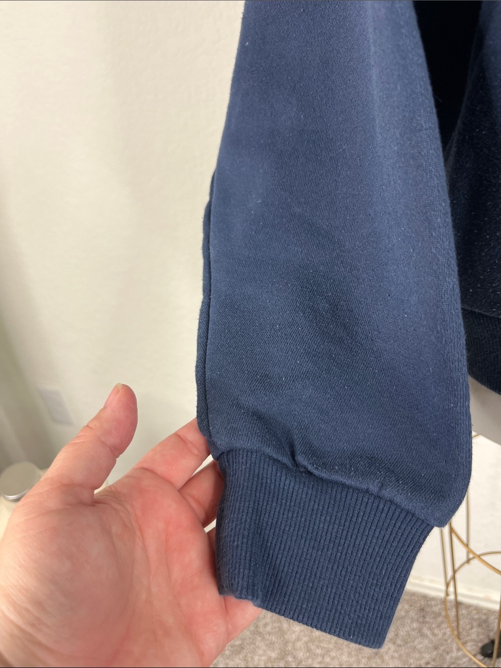 alo yoga Accolade 1/4 Zip Pullover - Picture 4 of 7